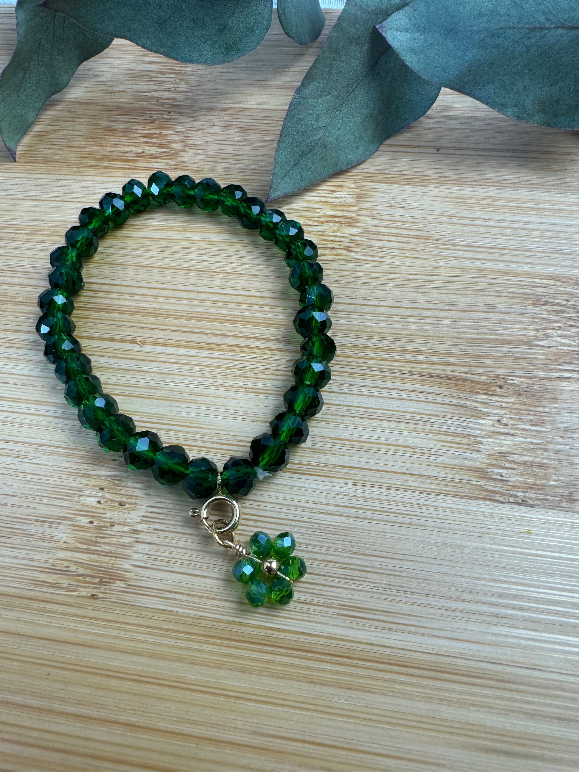 bracelet femme en perles de verres vertes
